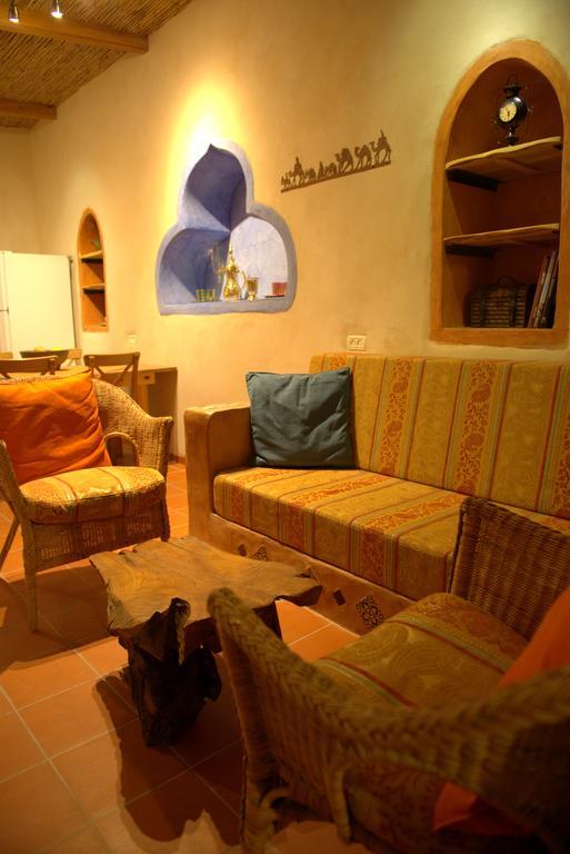 The Well Inn Beersheba Ruang foto