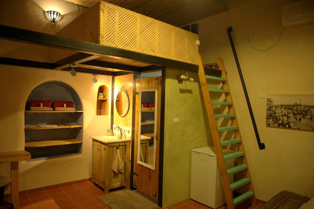 The Well Inn Beersheba Ruang foto